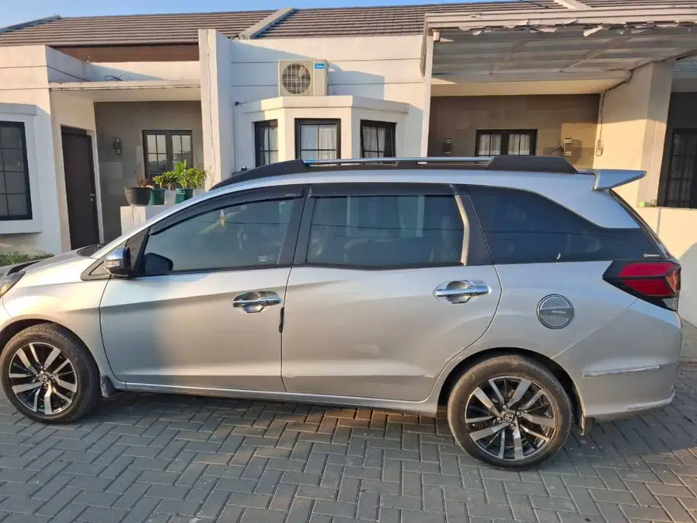 Honda Mobilio 1.5 E MT Pajak Hidup Mesin Halus