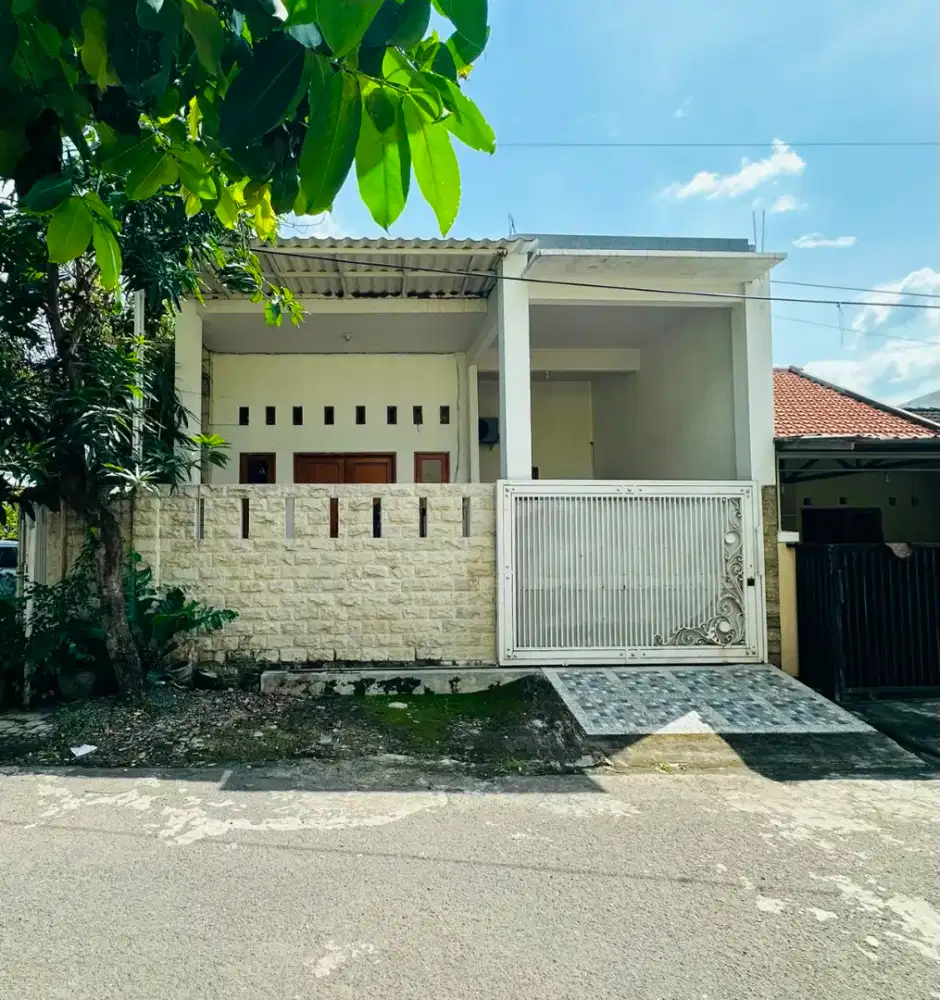 Rumah Kotabaru Driyorejo Pojok