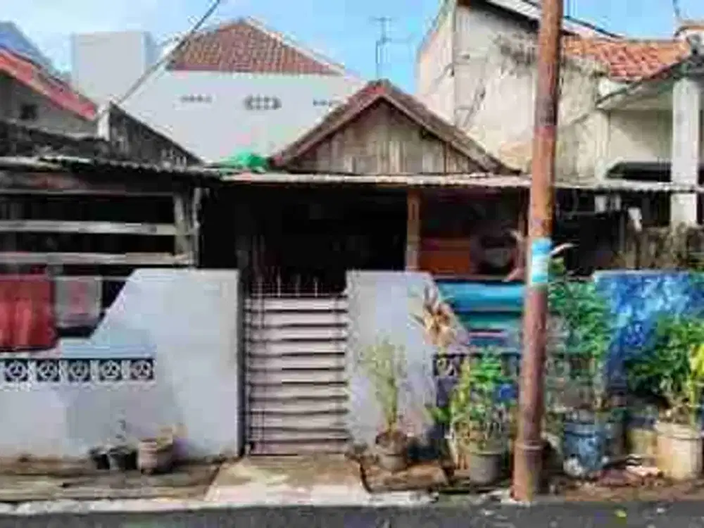Rumah Bahan Hitung Tanah Komplek Abadi Duren Sawit Jakarta Timur