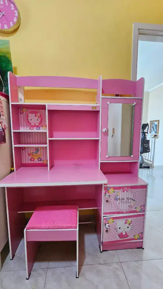 Jual meja belajar Hello kitty anak perempuan