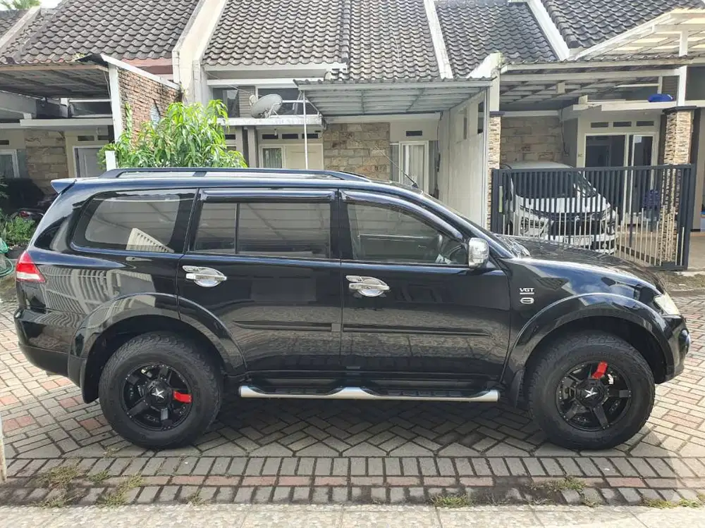 Mitsubishi Pajero Sport Dakar VGT 2014