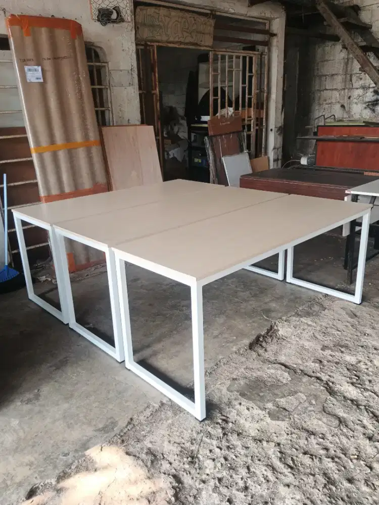 Meja kerja/meja makan minimalis/meja kantor/