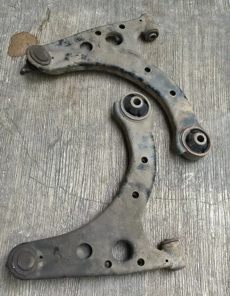 Rack Steer dan Swing Arm All New Avanza 2013