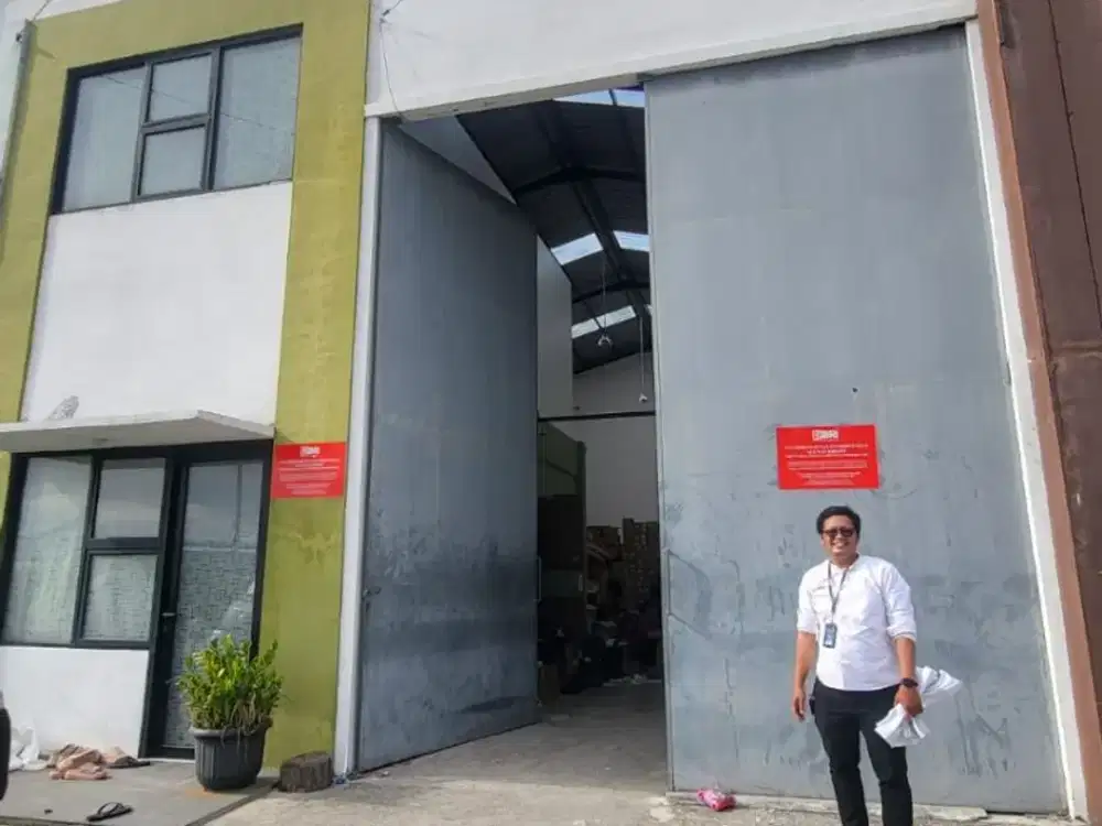 Di Jual Lelang Gudang di Komplek Pergudangan The Airport City Jalan Raya Kampung Melayu Rt 001 Rw 001 Kelurahan Teluknaga Kecamatan Teluknaga Kabupate
