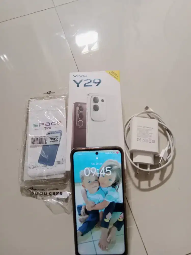 Vivo y29 4g ram 8+8 rom 256gb