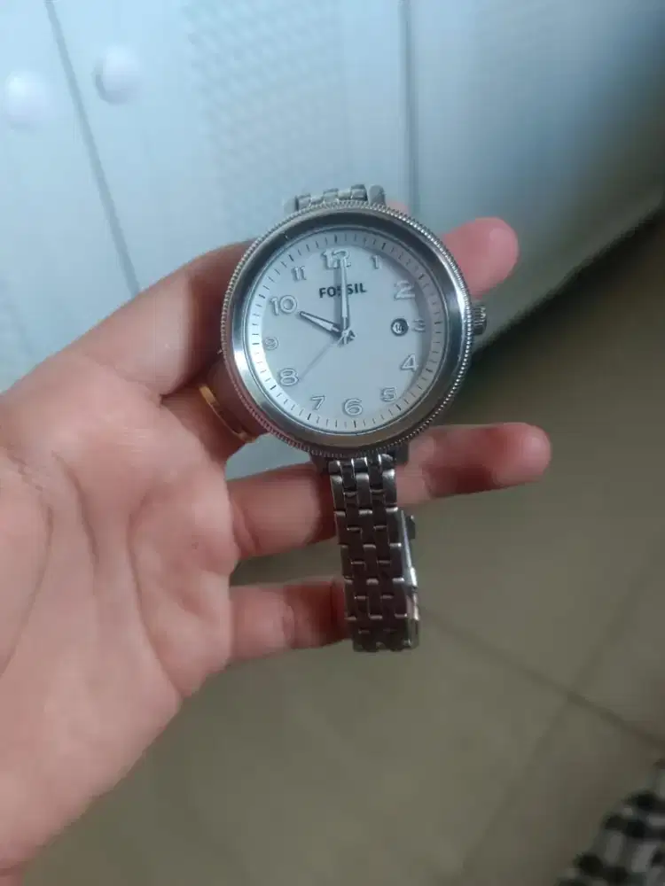 Jam tangan guess & fosil
