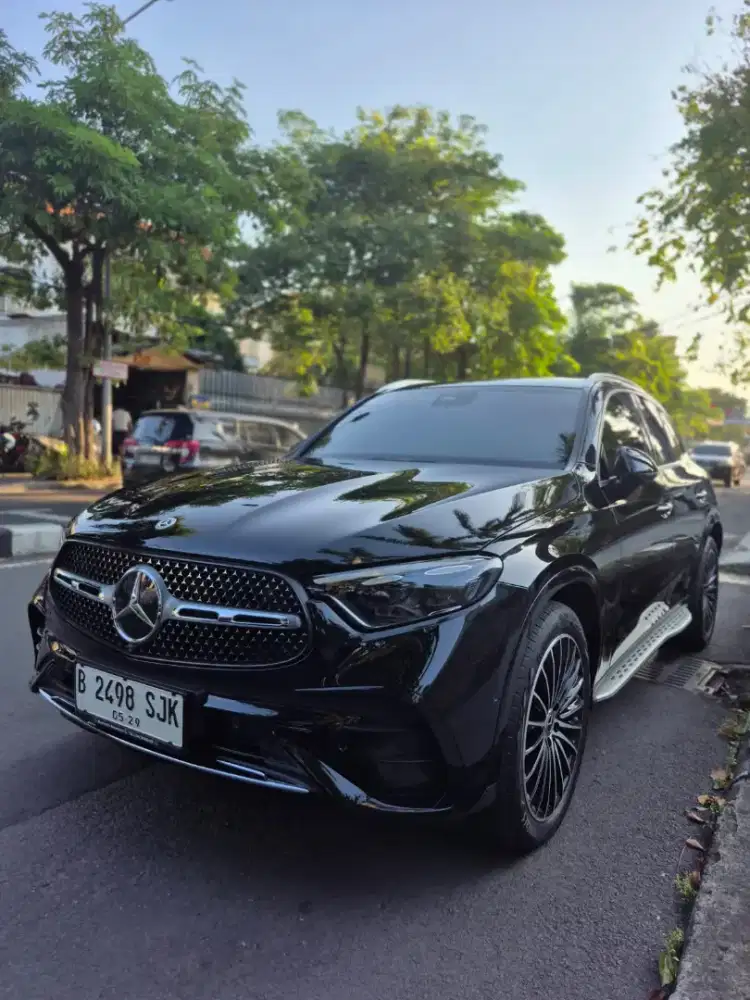 MERCY GLC300 COUPE  AMG 2024