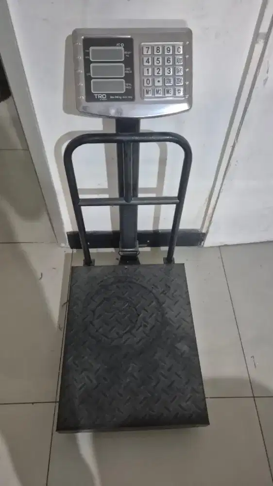 Timbangan Digital merk TRD kapasitas 200Kg
