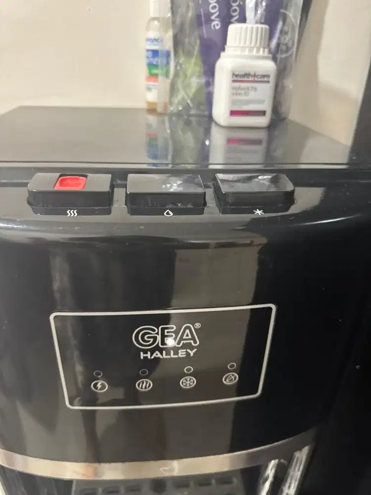 Jual murah kulkas Aqua & dispenser Gea