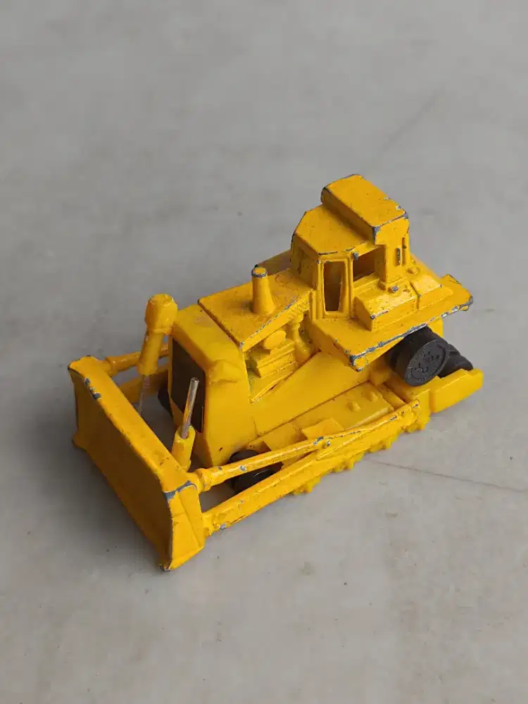 Hot Wheels CAT Bulldozer Workhorses Series Kuning Vintage VHTF Diecast