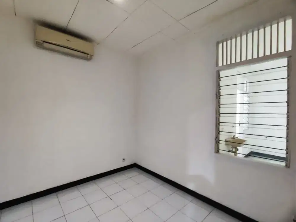 Rumah Minimalis di Tanah Pegangsaan Indah Kelapa Gading!