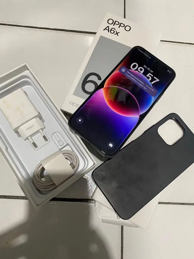 Oppo A6x 4+8/64Gb