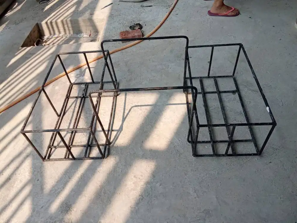 Dijual Keranjang besi galon