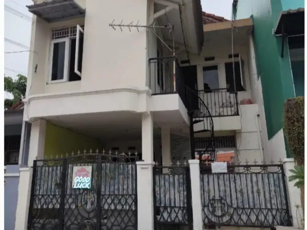 Rumah 2 Lantai di Pejuang Harapan Indah - Lokasi Strategis & Aman