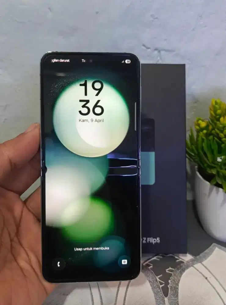 SAMSUNG Z FLIP 5 5G RAM 8/512GB ORIGINAL SEIN MULUS NORMAL FULLSHET