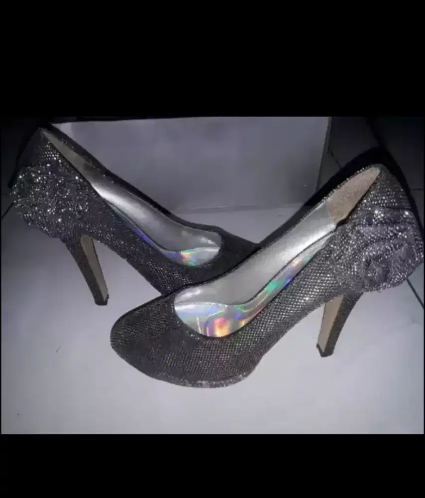 Heels Wanita/ High Heels
