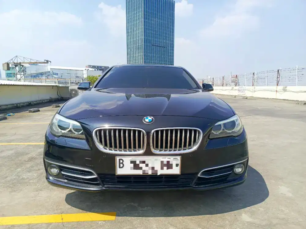 BMW 520i LCi KM Low 2014