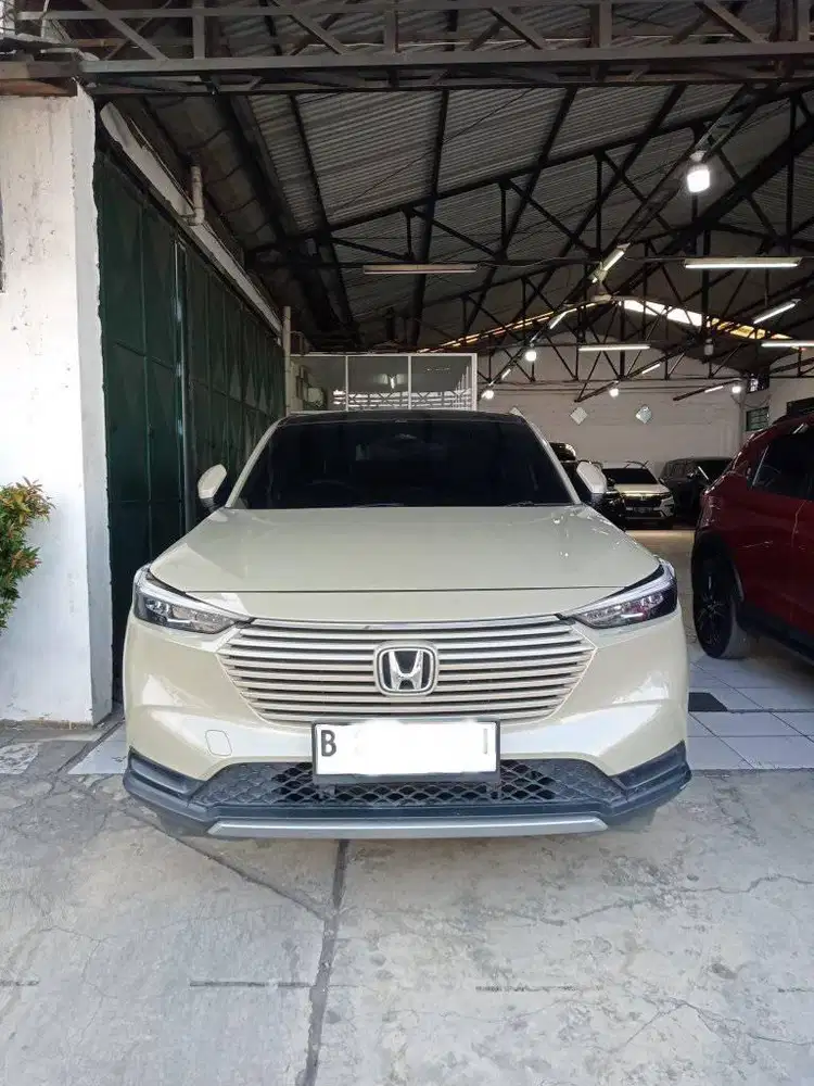 Honda New HRV 1.5 SE CVT 2023 Coklat Sand Khaki HR-V Matic AT DP minim