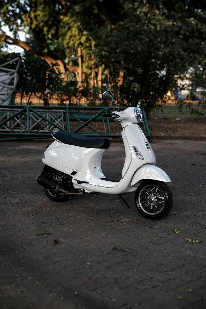 PIAGIO VESPA MATIC LX 125 IGET FACELIFT TAHUN 2023
