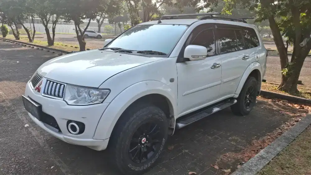 Pajero Sport GLS _ MT 2011