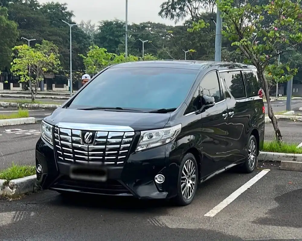 Alphard Tahun 2015