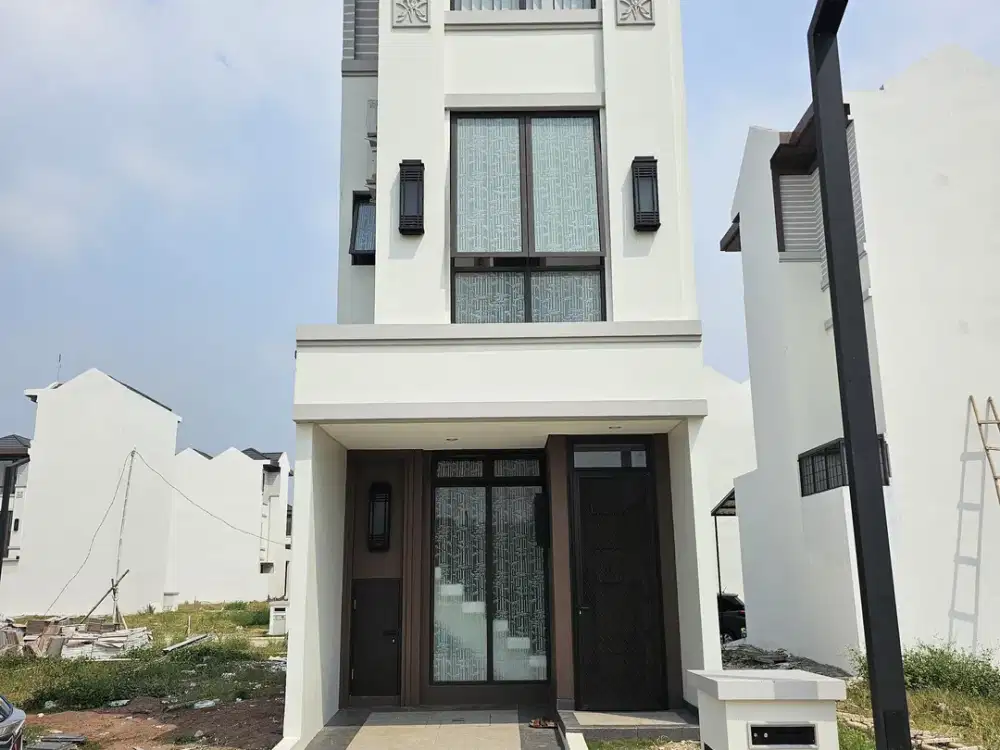 DISEWAKAN MURAH BISA NEGO RUMAH 3 LANTAI LAVON DAISAN SUVARNA FURNISH