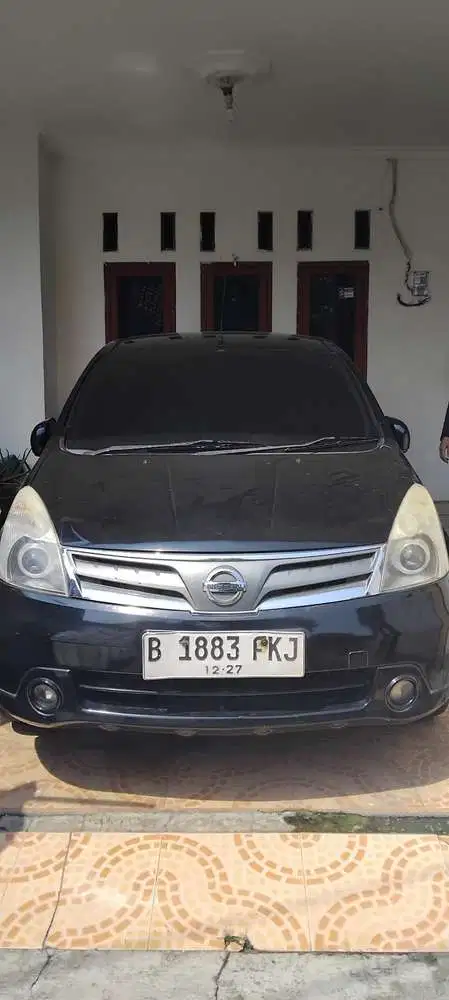 Nissan Grand livina 2012 Bensin