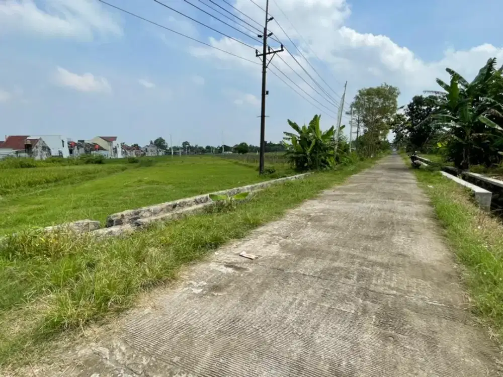 Tanah Sleman, 15 Menit Tugu Jogja Bisa Tempo