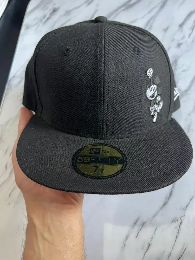 New era 59Fifty mickey