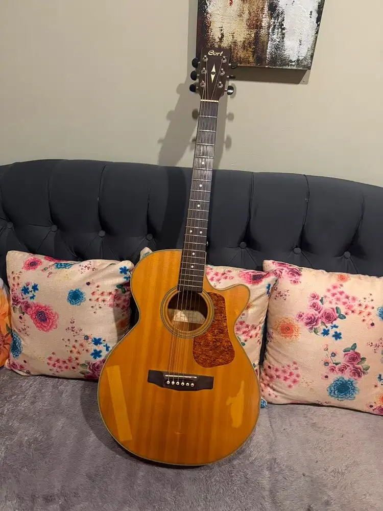 Gitar Akustik Cort