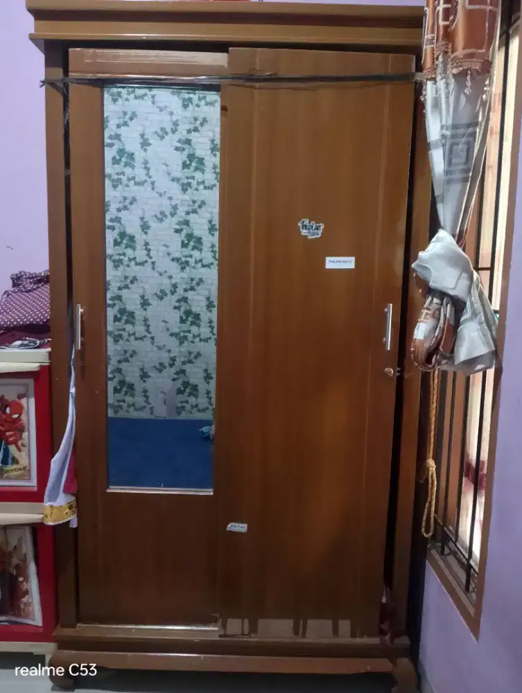Dijual lemari murah