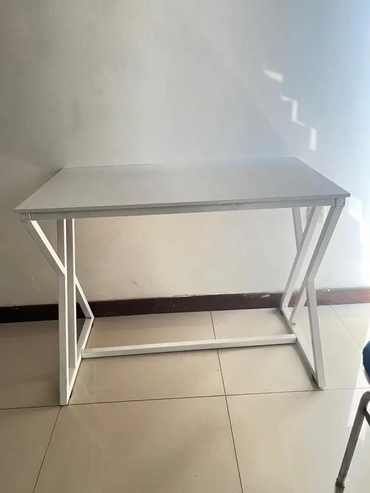 DIJUAL MEJA KANTOR LIKE NEW