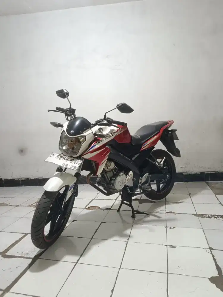 Yamaha vixion 2014 mulus antik