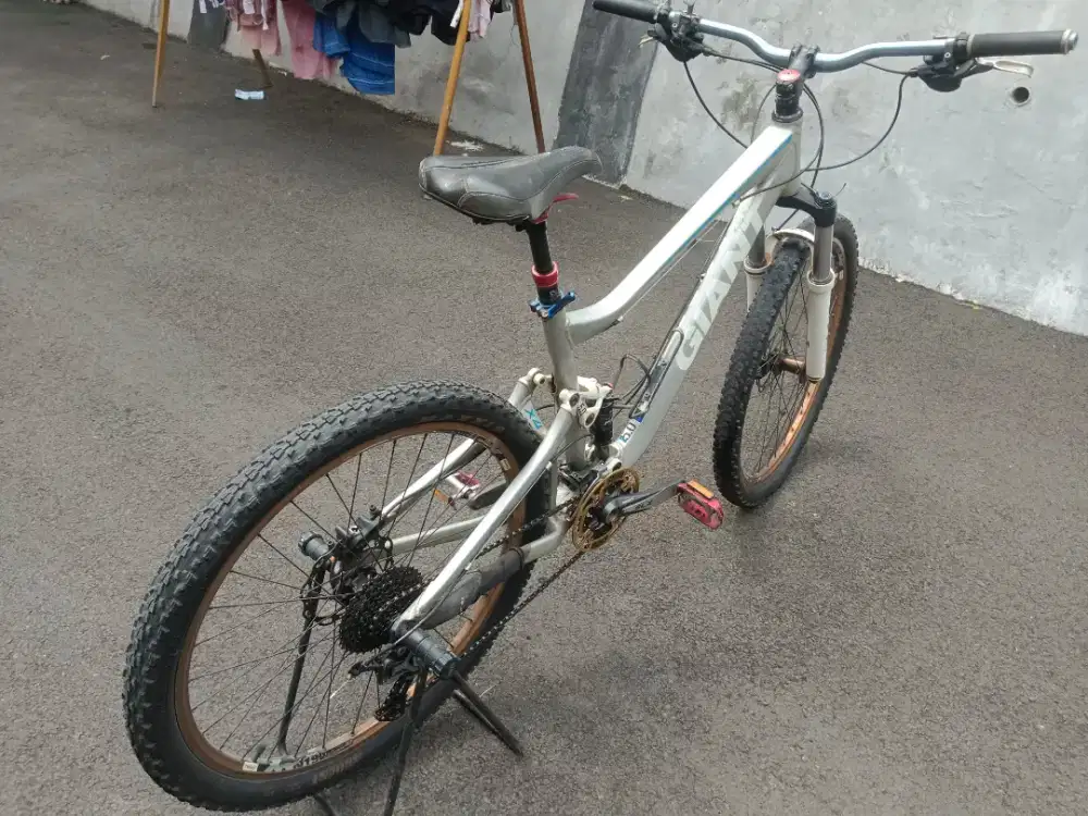 Dijual Full Bike Giant Trance