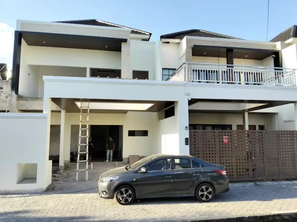 Dijual Rumah Baru 2 Lantai lokasi Di Jalan Kaliurang KM. 7 Dekat UGM