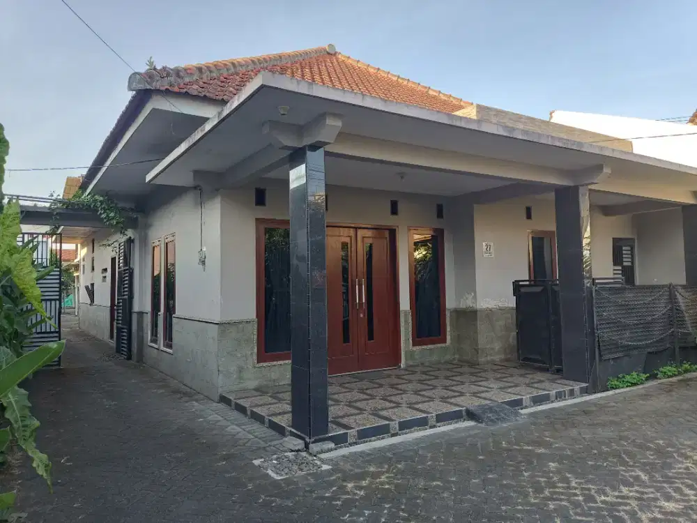 DIJUAL RUMAH & KOST STRATEGIS