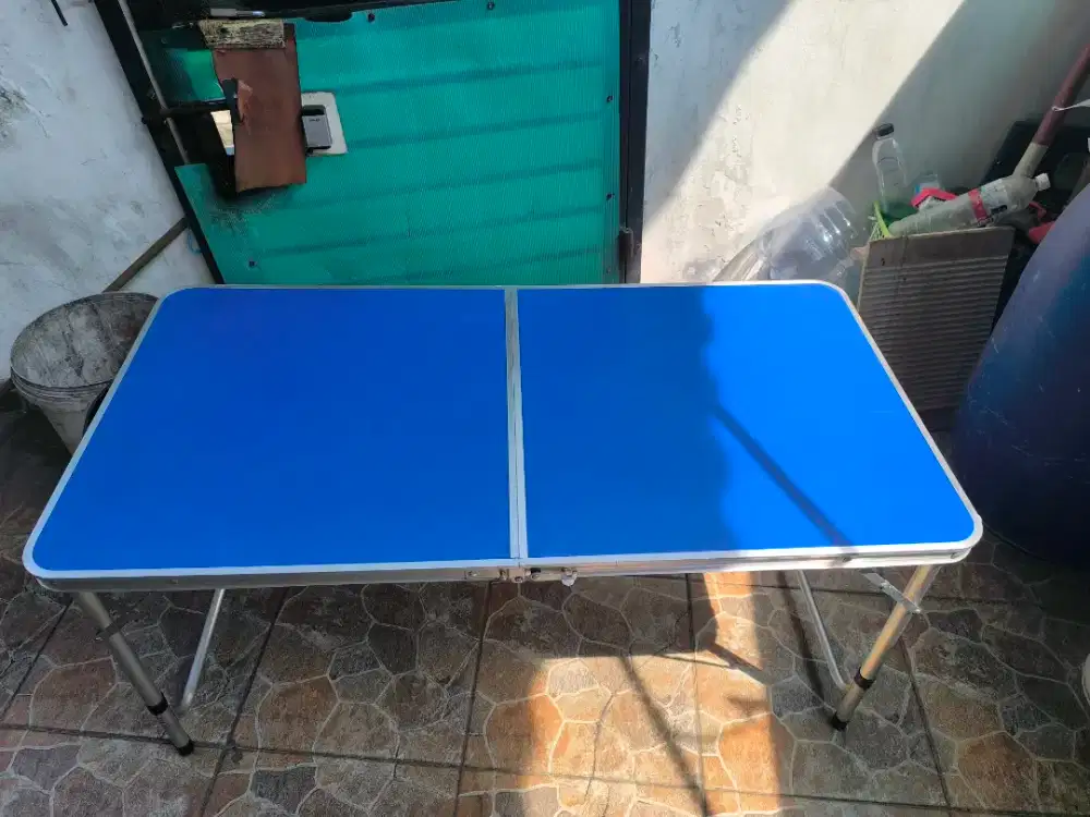Meja lipat warna biru UK 1.2 m x 60 cm tinggi 75 cm