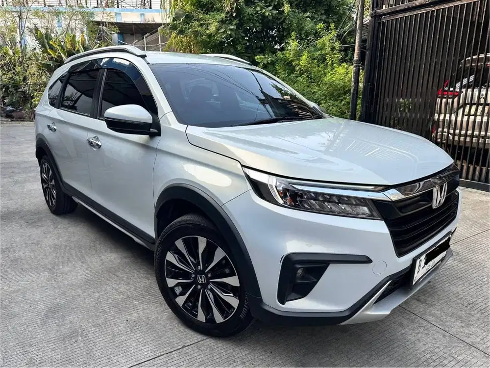 BR-V Prestige 1.5 E CVT Non Sensing