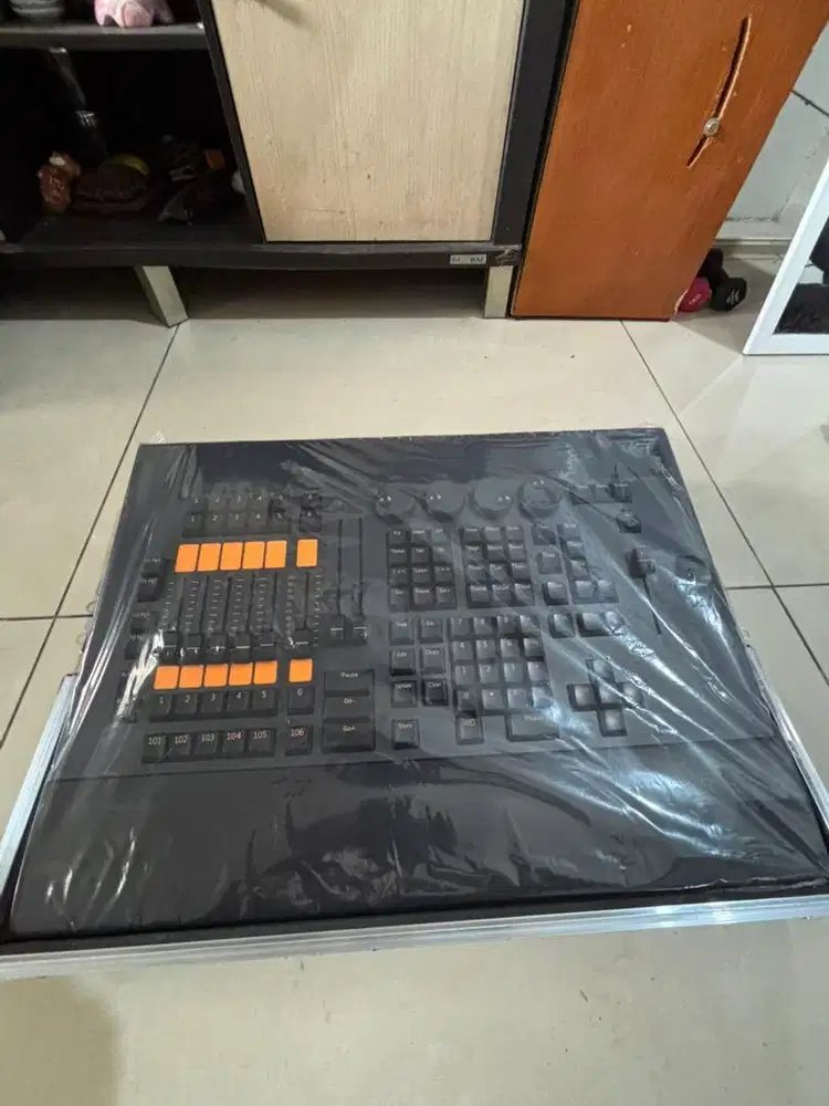 Mixer Grandma 2 Command Wing