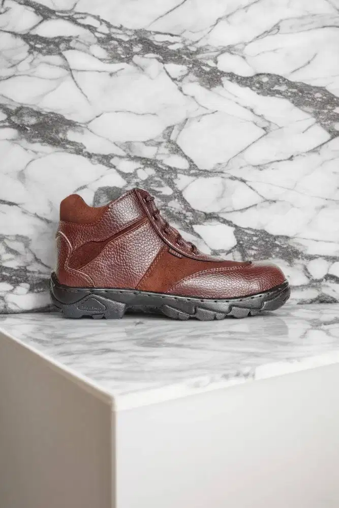 Diskon Sepatu safety Kulit Madiun