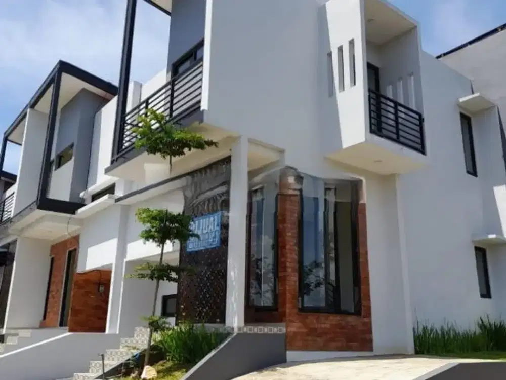 Dijual Rumah Hook 2 Lt. Islami Cantik dan Asri view Pegunungan dan Kebun Jeruk