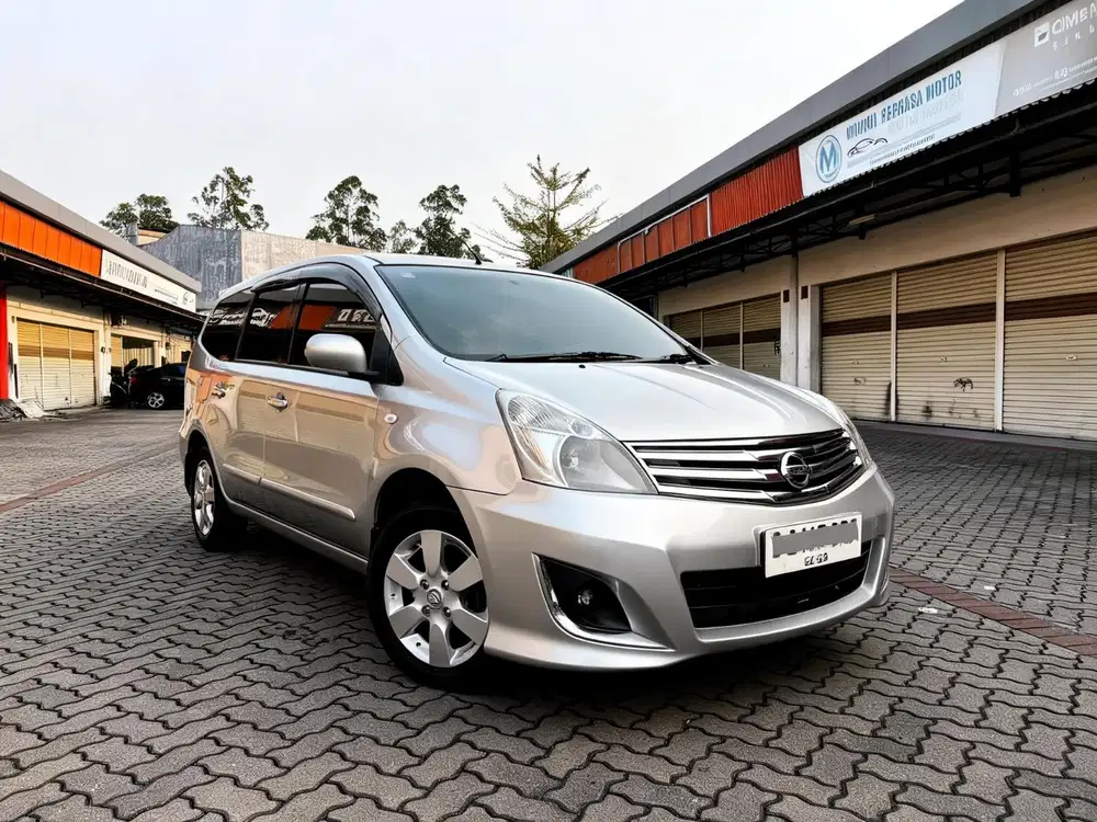 DP 8 JT NISSAN GRAND LIVINA XV 2013 AT FACELIFT