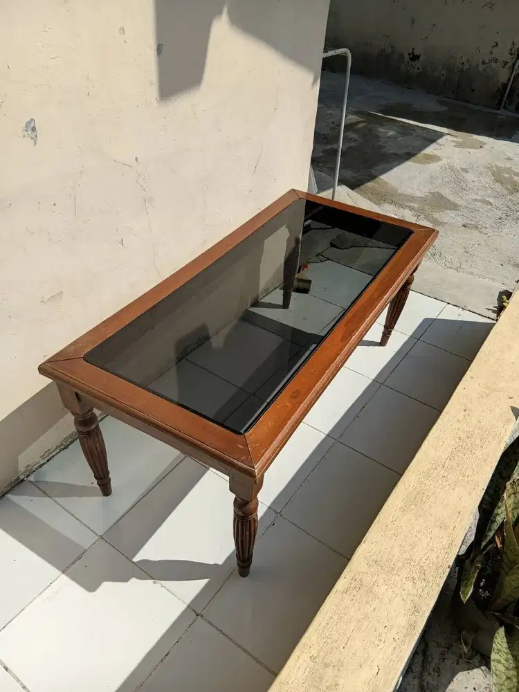 Meja Tamu Lawas,Antik,P x L x T = 108 x 51 x 44 cm,Tole Iskandar Depok