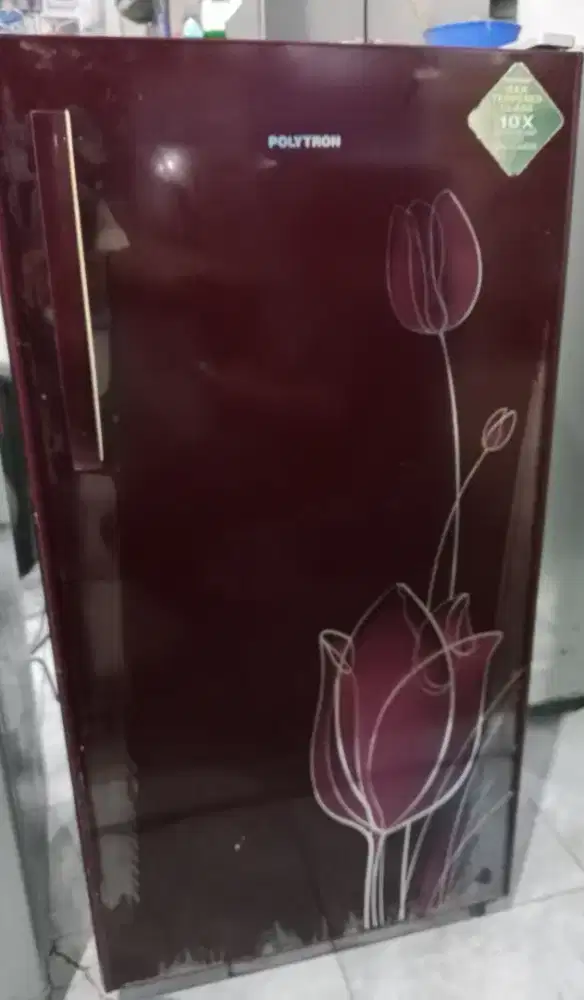 Kulkas 1 pintu polytron Maroon