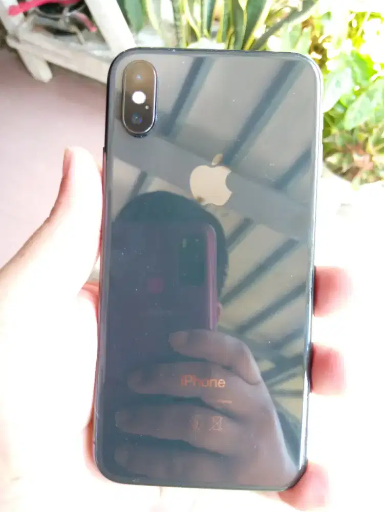 Iphone x 64gb hitam minus