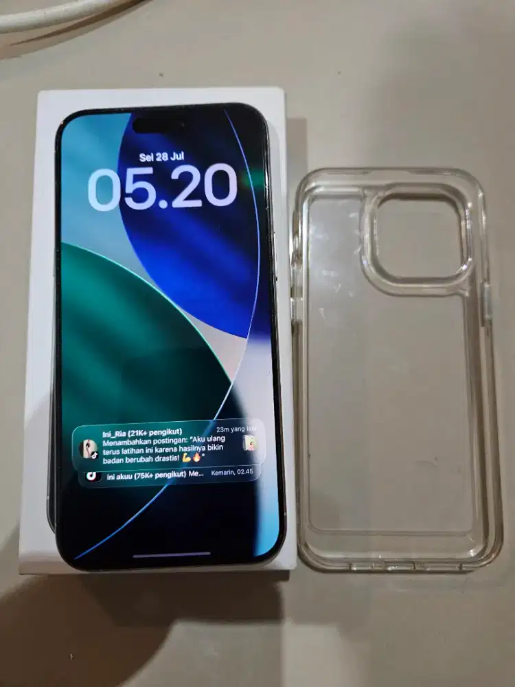 IPhone 15 PM 256GB Putih