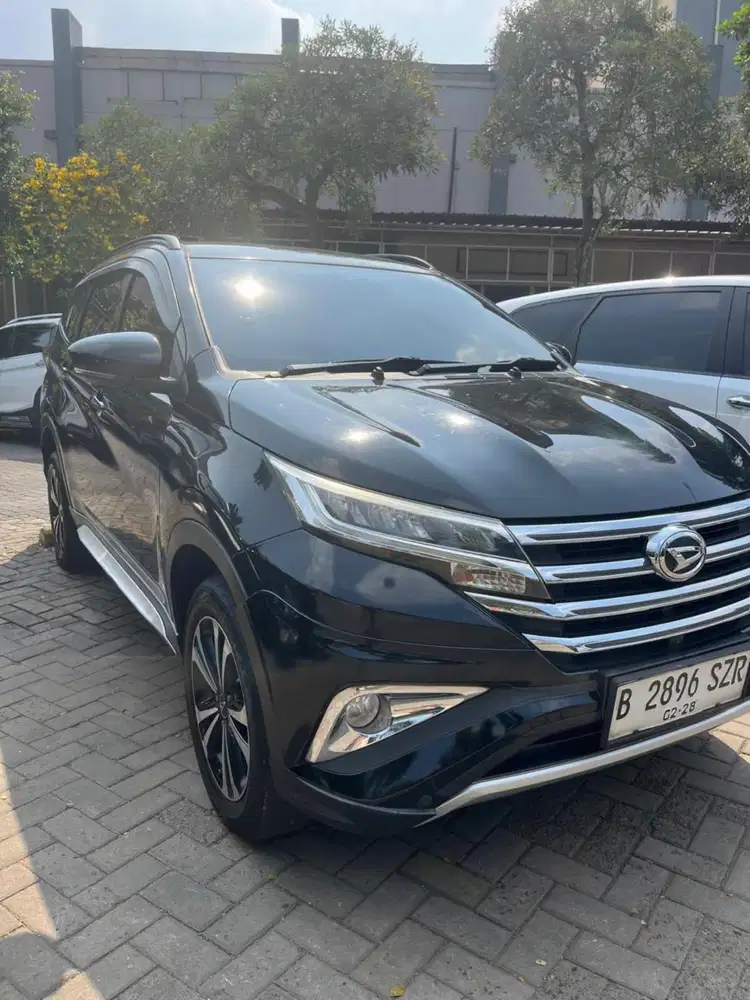 Terios R Deluxe 2018 Metik
