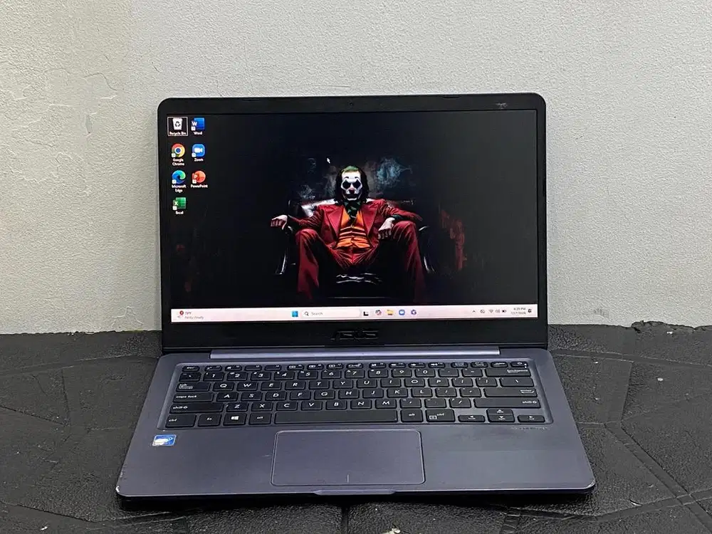 ASUS VIVOBOOK E406MA