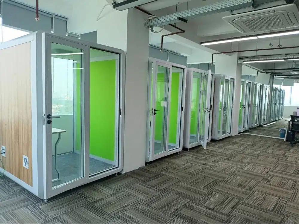 Acoustic Soundproof Booth / Live Streaming Pod