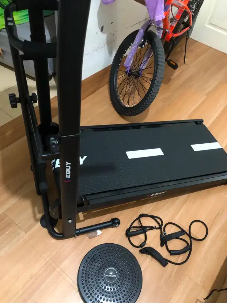 Dijual cepat treadmill manual merek e-Buy pemakaian br 3bulan